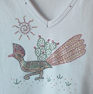 Get Lucky U.S.A. Rhinestone Roadrunner V-Neck Tee Size L